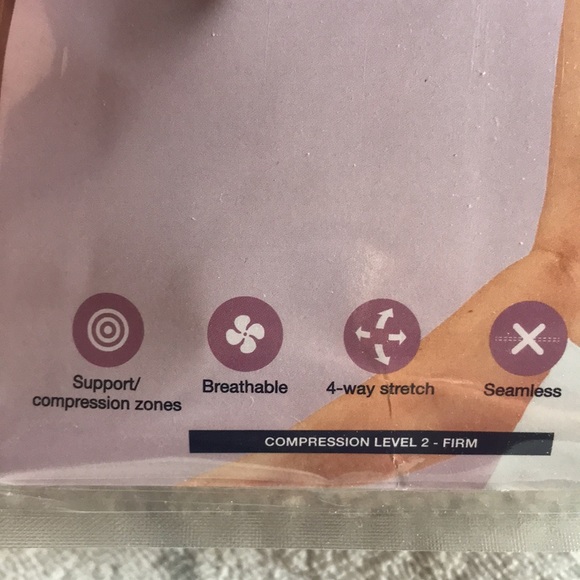 NIP Women’s CareFix Post-Op Bra - Picture 4 of 8